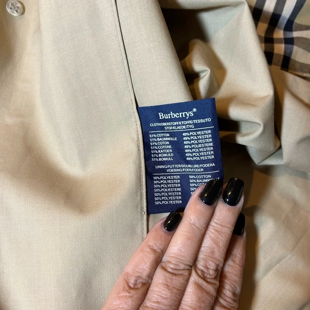 Burberry Vintage Hidden Buttons w/ Nova Check and Wool Lining Trench Coat - Picture 9 of 12